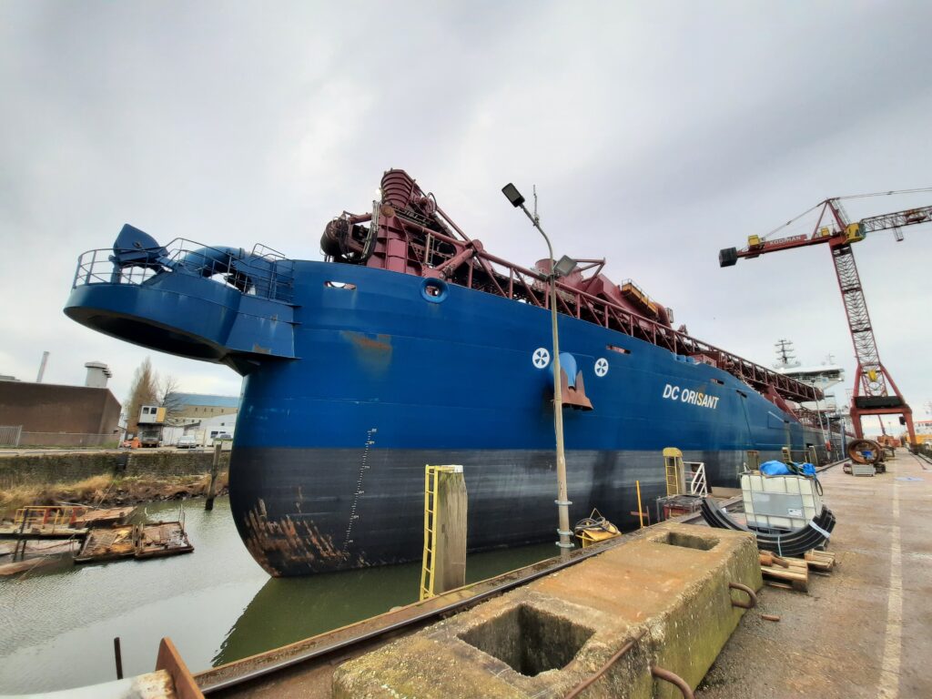Dredger - Protection: Box Coolers and Seachest