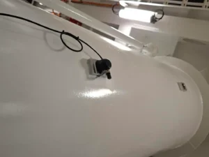 Transducer voor ultrasoon antifouling op leidingwerk